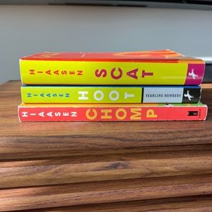 Chomp, Hoot, and Scat by Carl Hiaasen